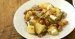 Recette La Cour d'Orgères : salade sucré salé de pommes de terre, andouille, chèvre et chutney celtique