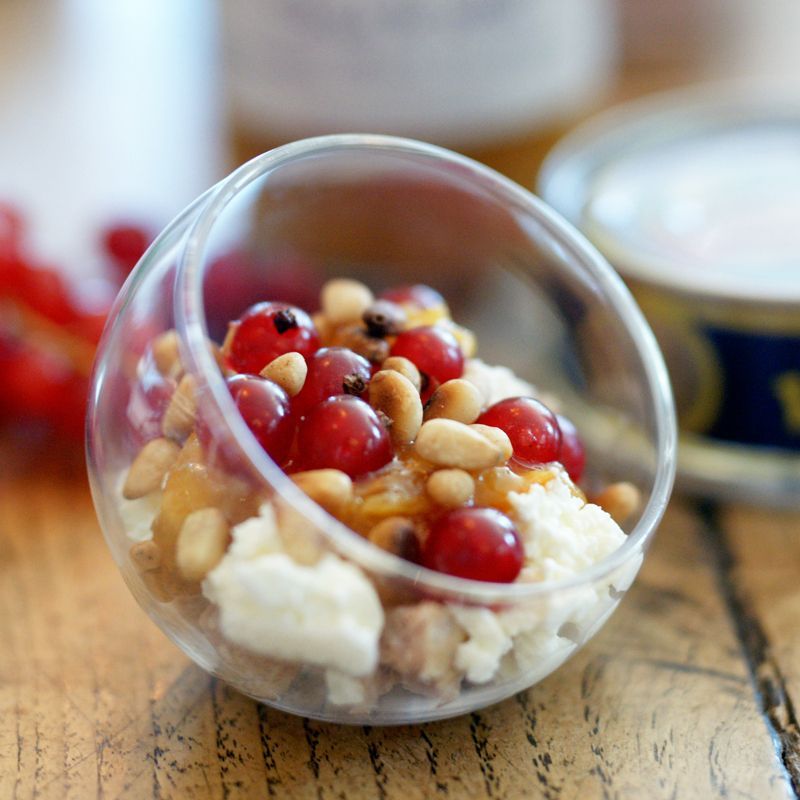 Verrines apéritives pâté, confiture agrumes et groseilles