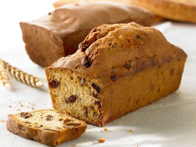 plum cake aux fruits confits et raisins macérés au rhum