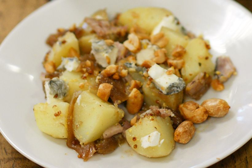 recette-pomme-de-terre-andouille-chevre-cacahuete