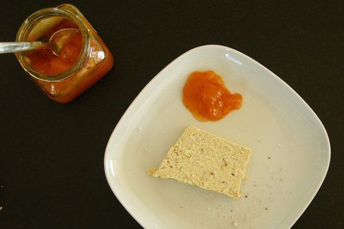 Terrine de poisson au confit de mangue piment d'Espelette - La Cour d'Orgères